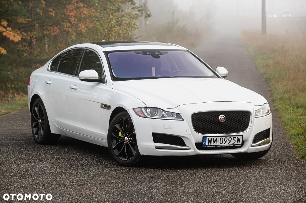 Jaguar XF - 7