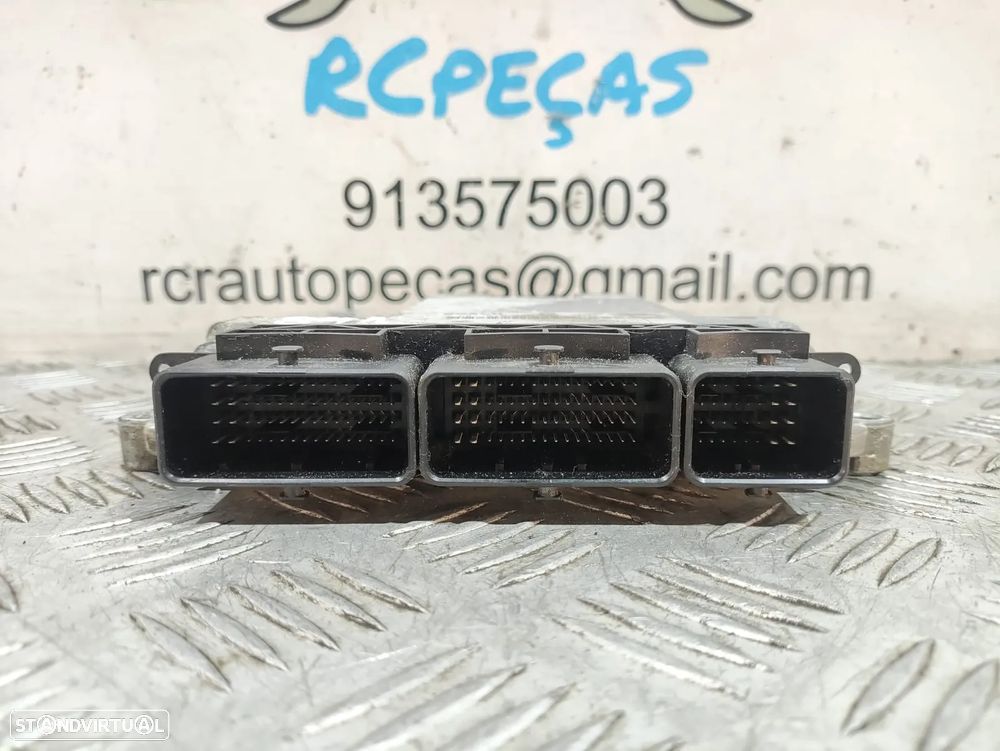 Centralina motor Bosch Renault Clio 4 1.5 dci 90cv 90 cv K9KB608 237102747R ECU  0281019889 - 4