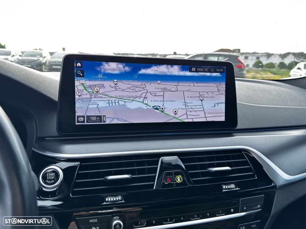 BMW 530 e Pack M - 23