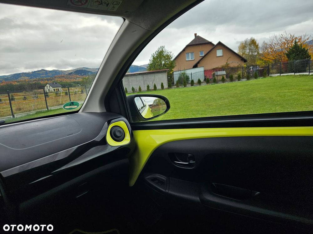 Toyota Aygo 1.0 VVT-i Sprint EU6 - 17