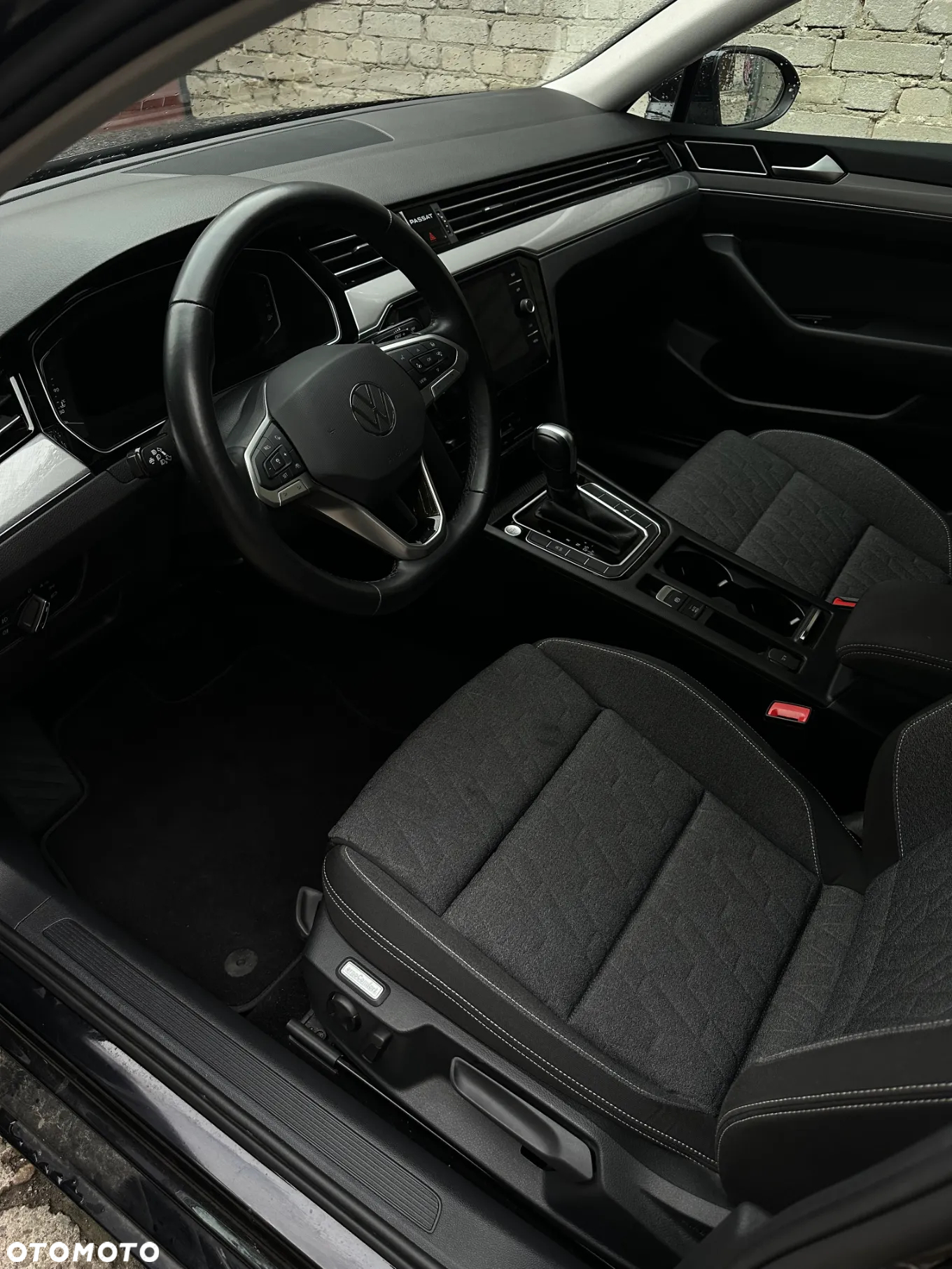 Volkswagen Passat 2.0 TSI Business DSG - 17