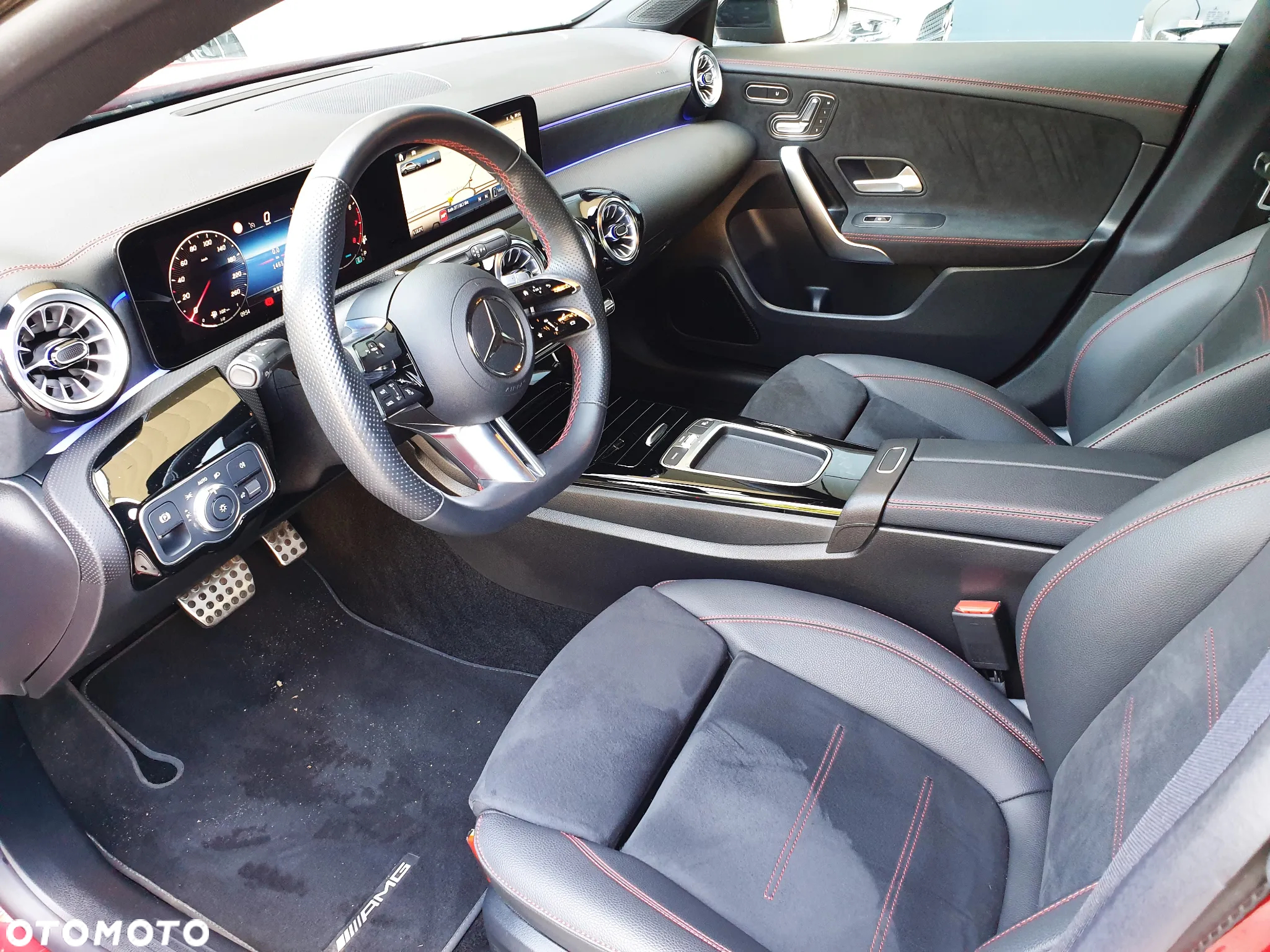 Mercedes-Benz CLA 200 AMG Line 7G-DCT - 15