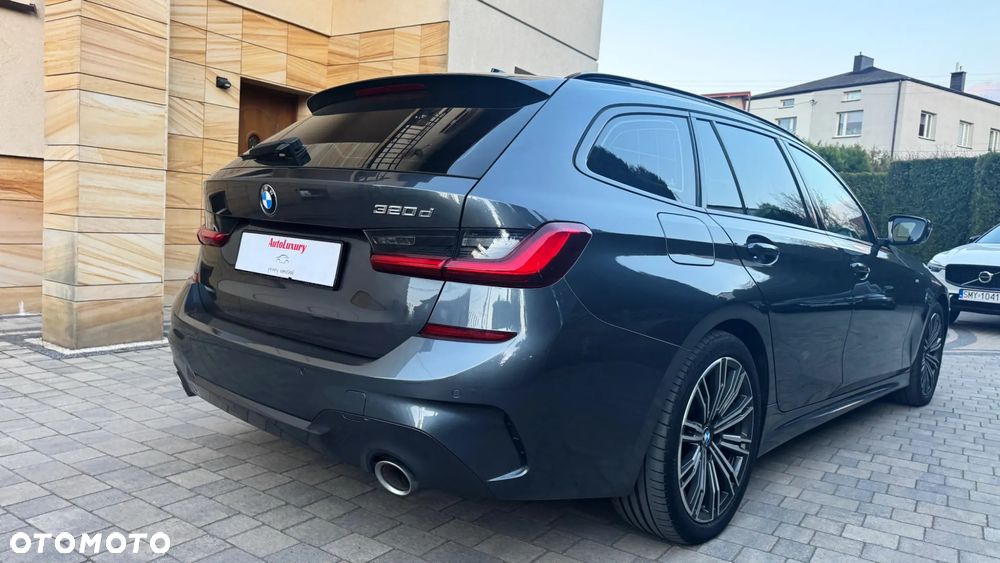 BMW Seria 3 320d M Sport Shadow sport - 9