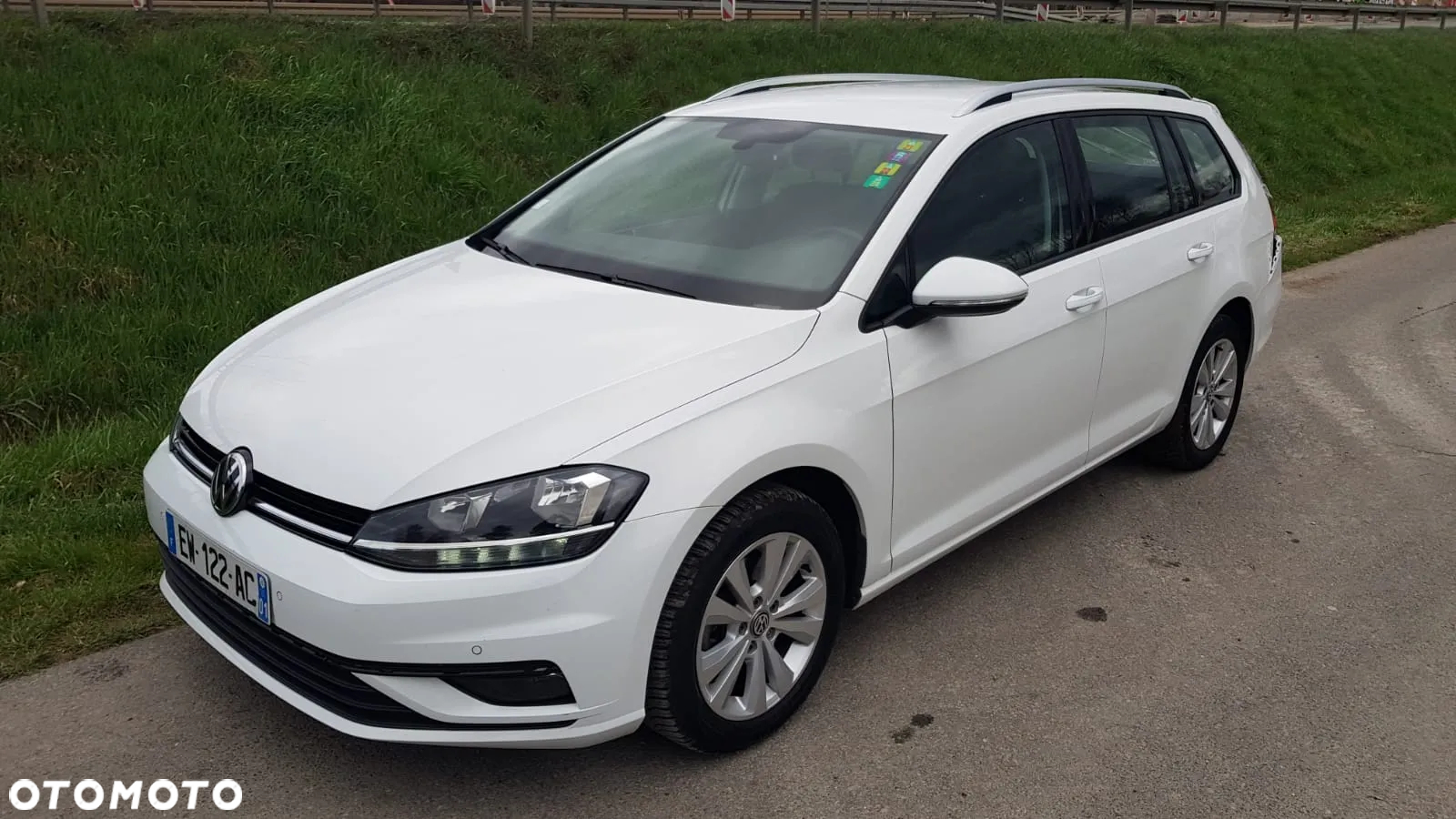 Volkswagen Golf - 5