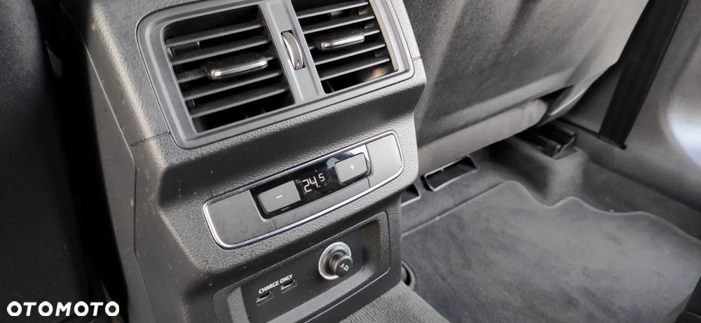 Audi Q5 2.0 TDI Quattro Design S tronic - 28