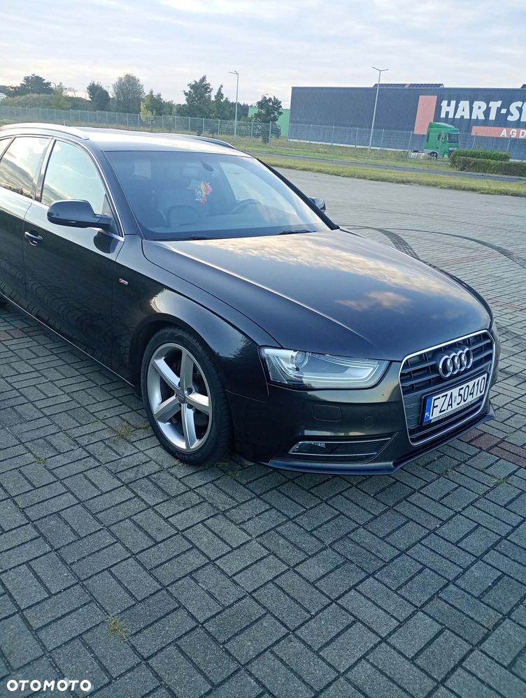 Audi A4 Avant 2.0 TDI DPF S line Sportpaket - 2