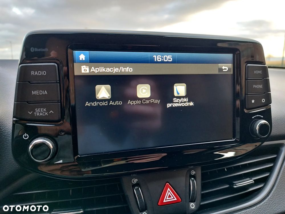 Hyundai i30 1.6 D Comfort - 27