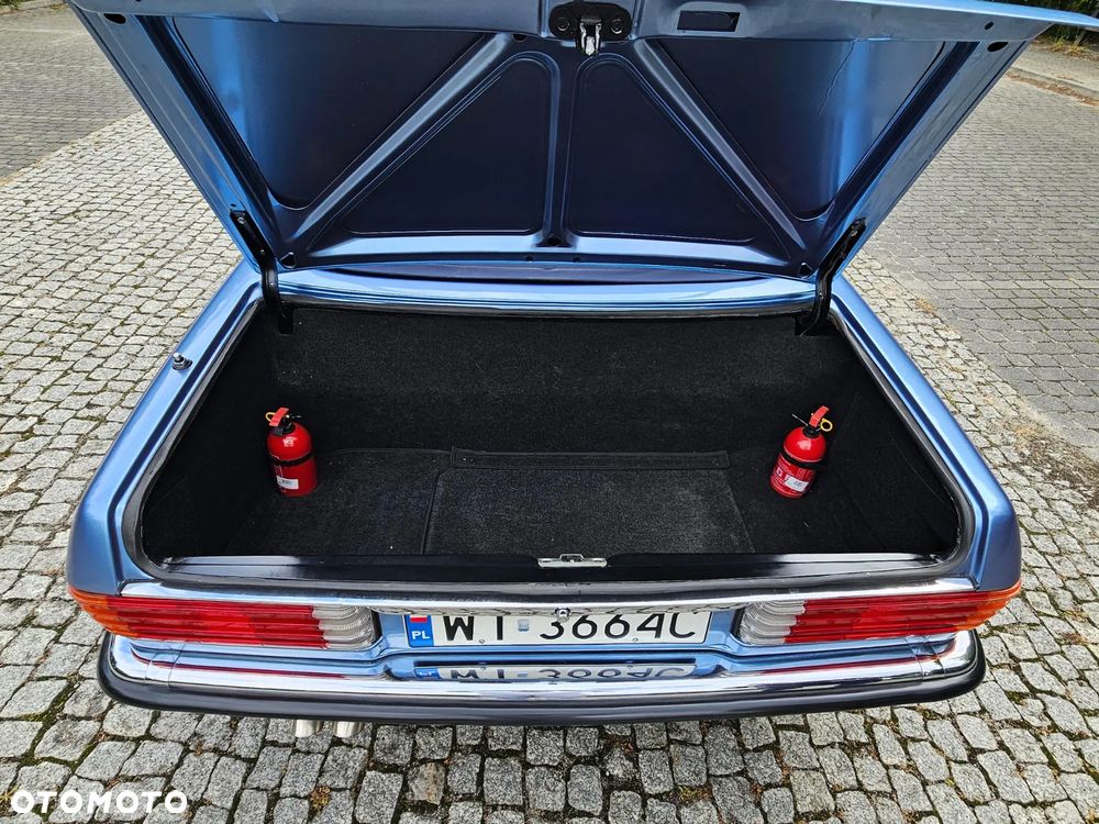 Mercedes-Benz SL - 17