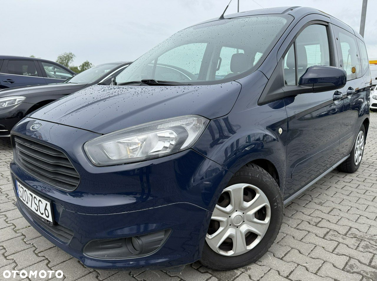 Ford Tourneo Courier - 2