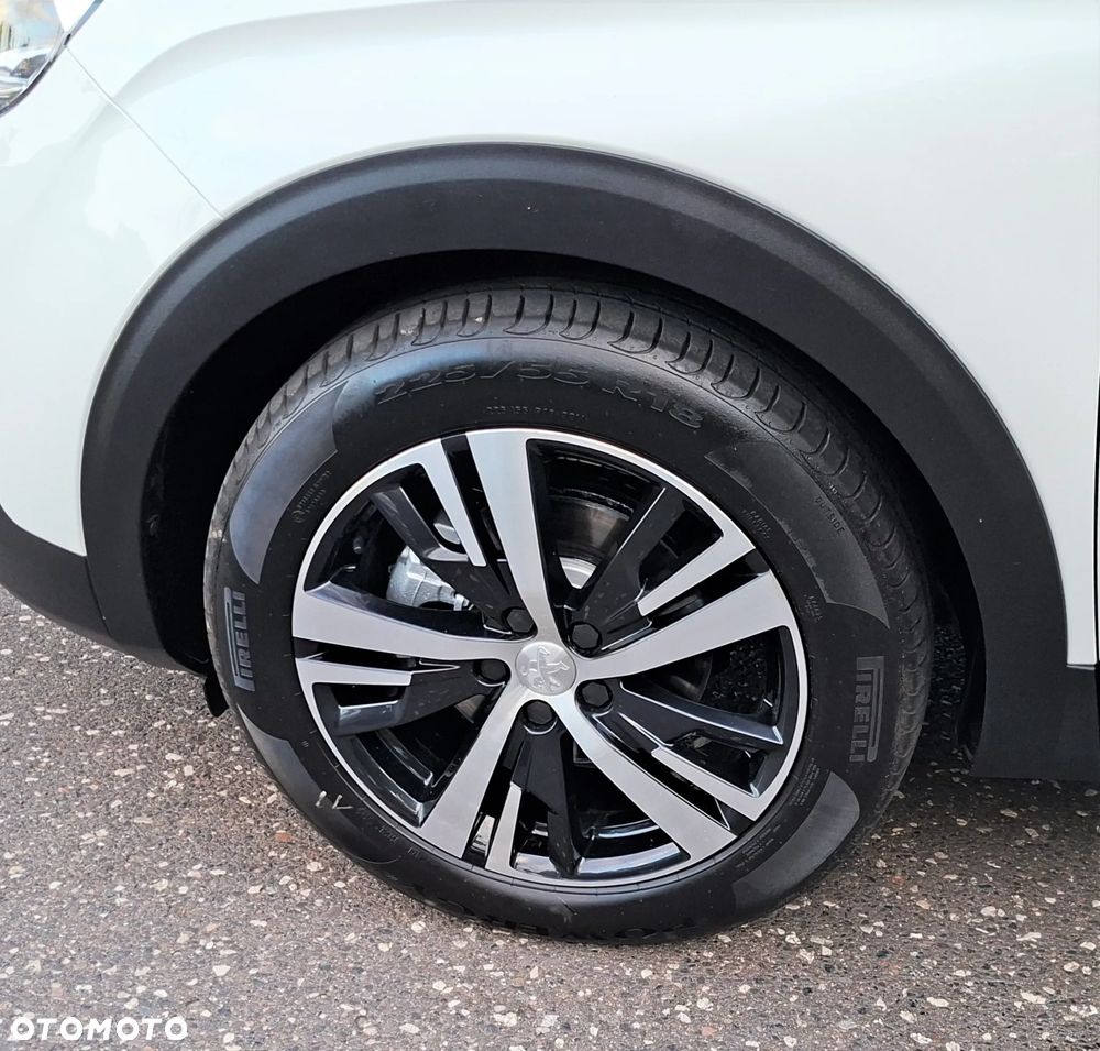 Peugeot 3008 BlueHDi 130 Stop & Start EAT8 Allure - 16