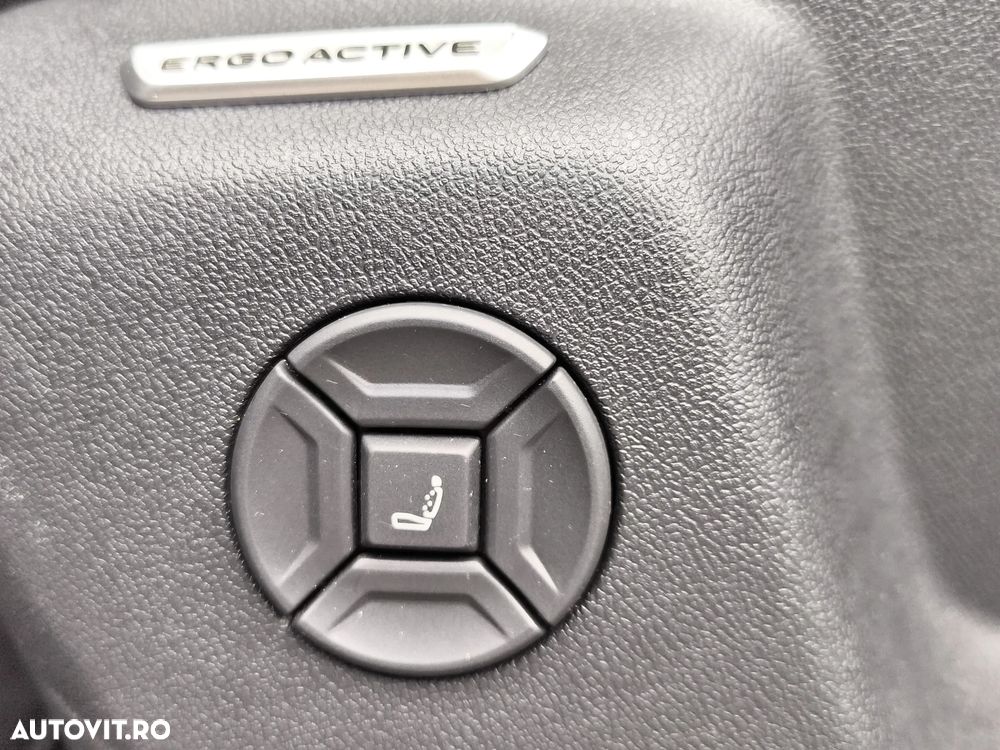 Volkswagen Tiguan - 18