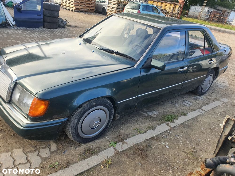 mercedes w124 maska zderzak lampa grill błotnik drzwi zbiornik paliwa szyba lusterko klamka - 3