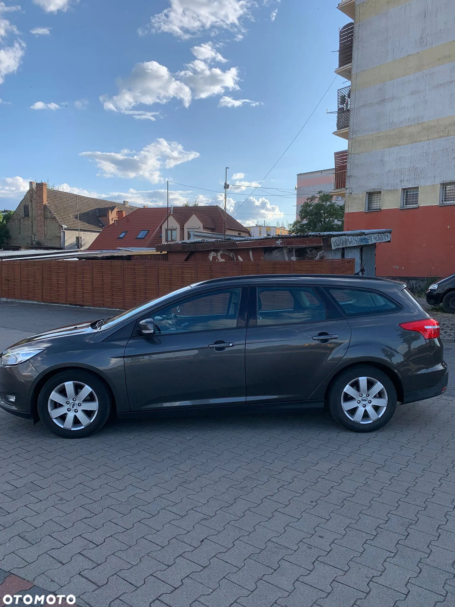 Ford Focus 1.0 EcoBoost Trend ASS - 4