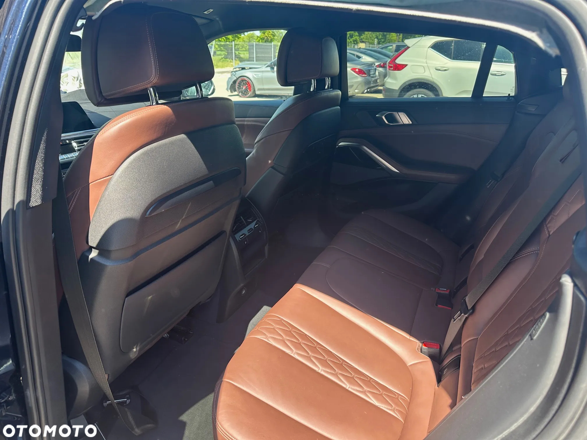 BMW X6 M50i - 9