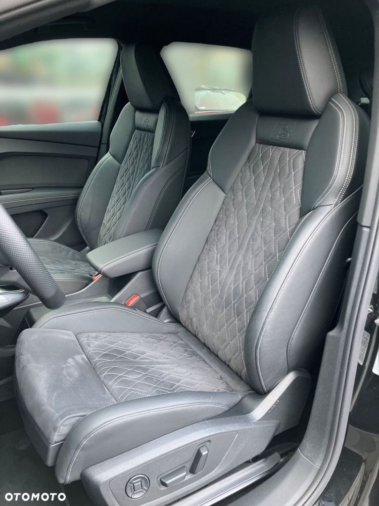 Audi Q4 e-tron - 14