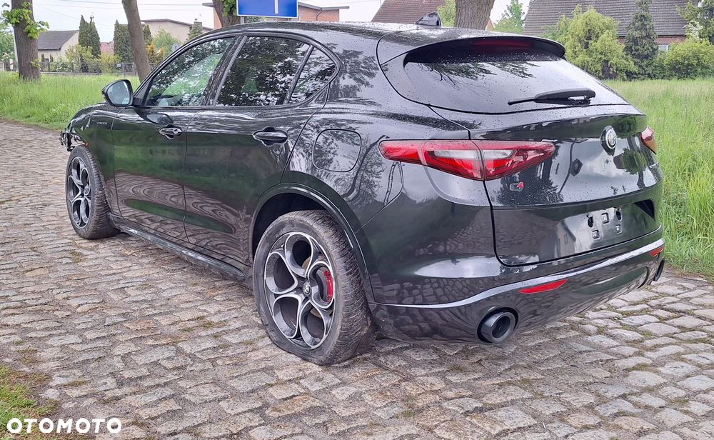 Alfa Romeo Stelvio 2.2 16V AT8 Q4 Veloce - 7