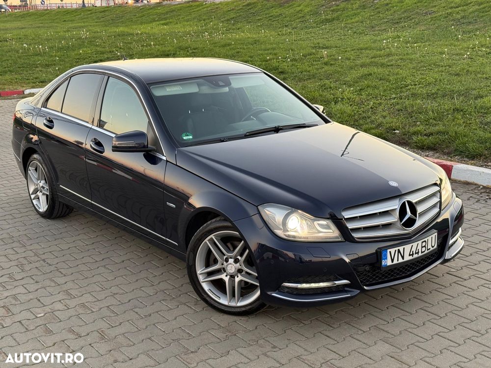 Mercedes-Benz C 200 T (BlueEFFICIENCY) 7G-TRONIC Avantgarde - 2