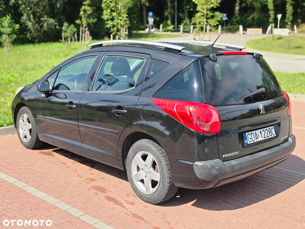 Peugeot 207 - 2