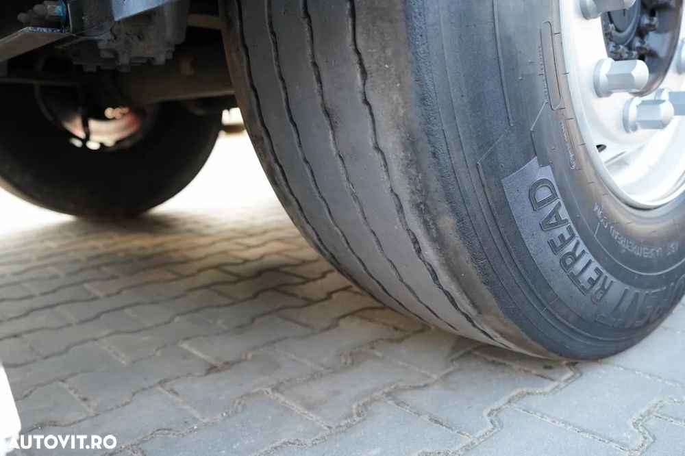 Schmitz Cargobull CORTINĂ / COȘ PENTRU PALEȚI / STANDARD / - 24