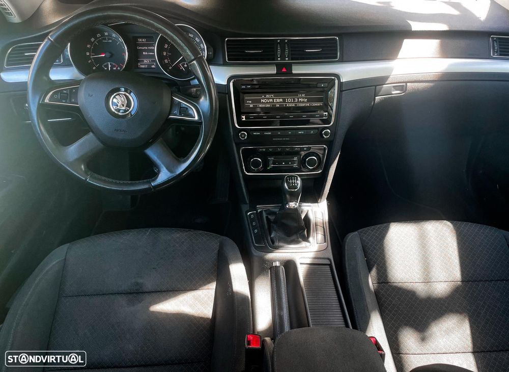 Skoda Superb Break 1.6 TDI Ambition Greenline - 6