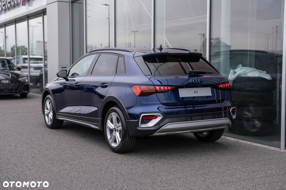Audi A3 Allstreet - 4