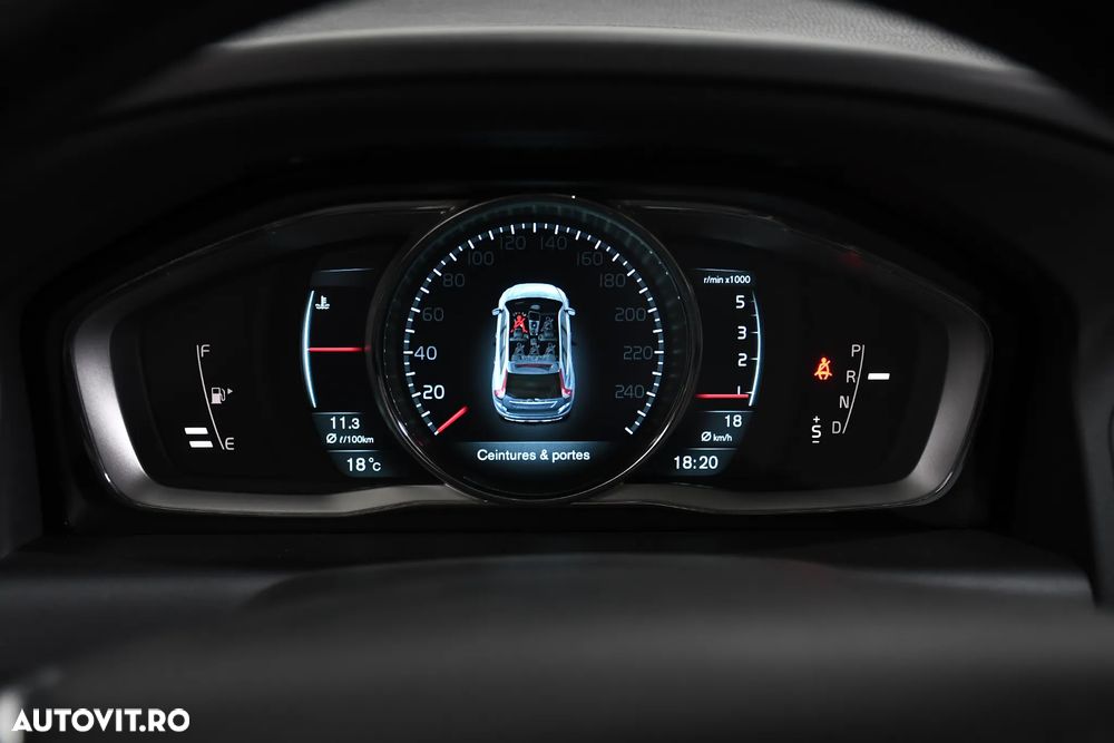 Volvo XC 60 D4AWD Summum - 16
