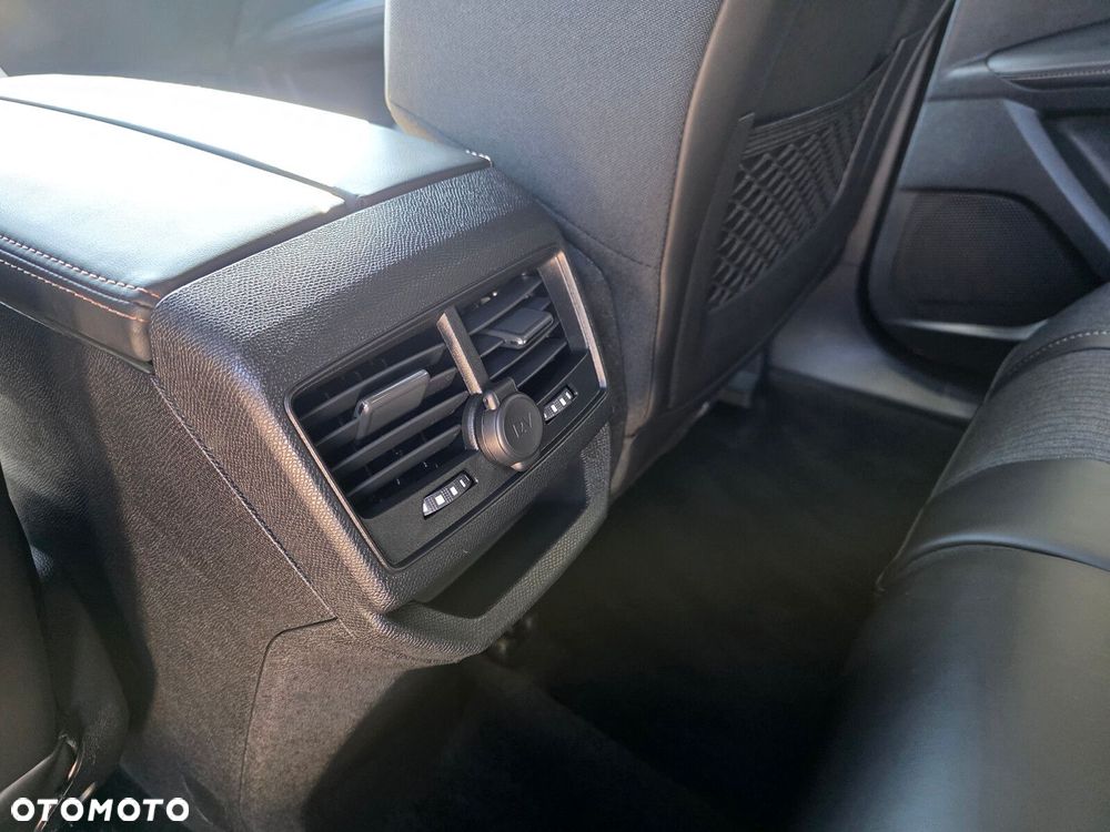 Peugeot 3008 - 16