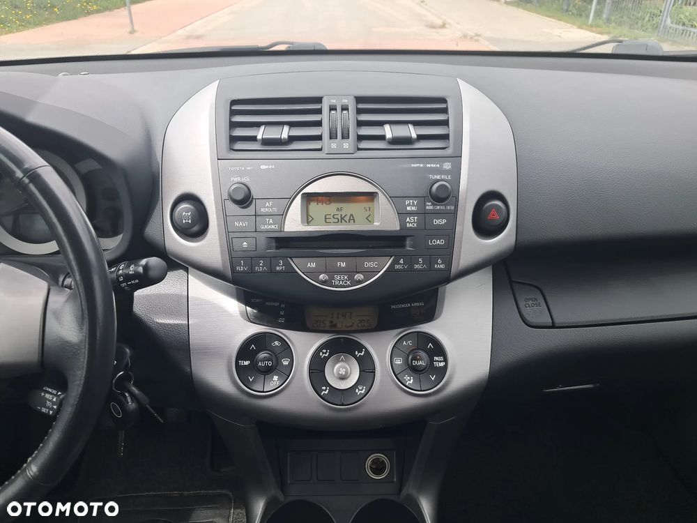Toyota RAV4 2.0 4x4 - 17