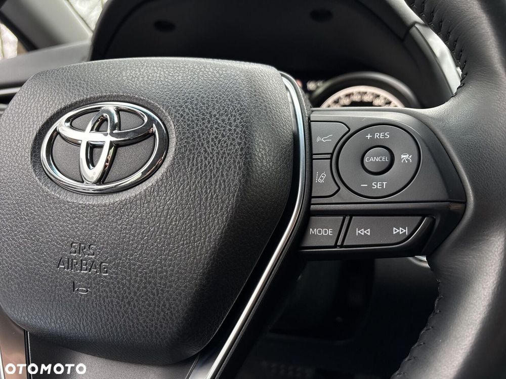 Toyota Camry 2.5 Hybrid Comfort CVT - 23