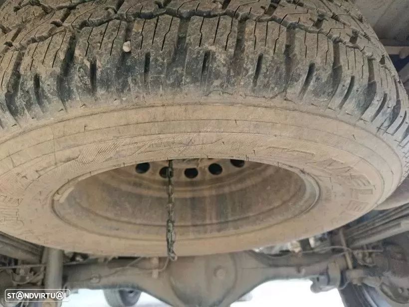 Toyota Hilux 2.4 D-4D 4WD Tracker - 8