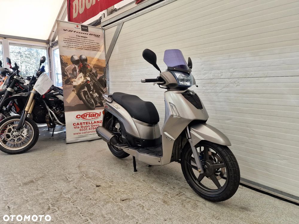 Kymco People - 5