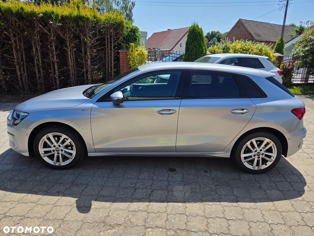 Audi A3 Sportback - 4
