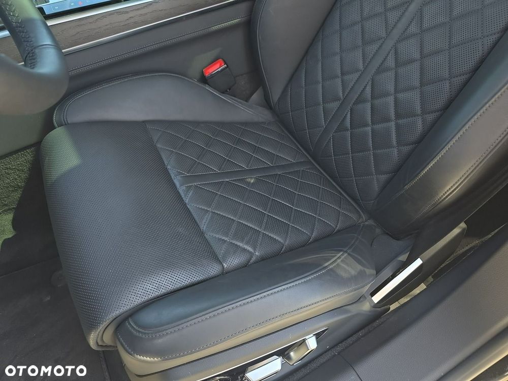 Audi A8 L 50 TDI quattro tiptronic - 12