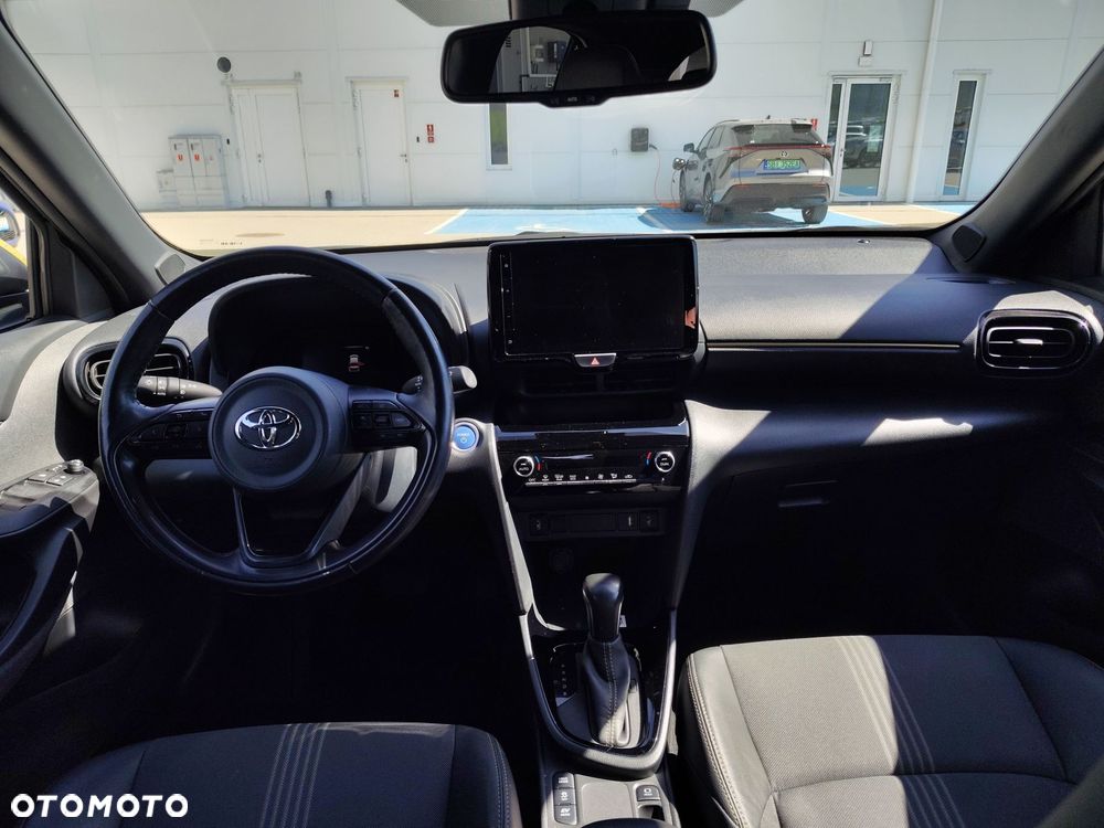 Toyota Yaris Cross Hybrid 1.5 Adventure - 12