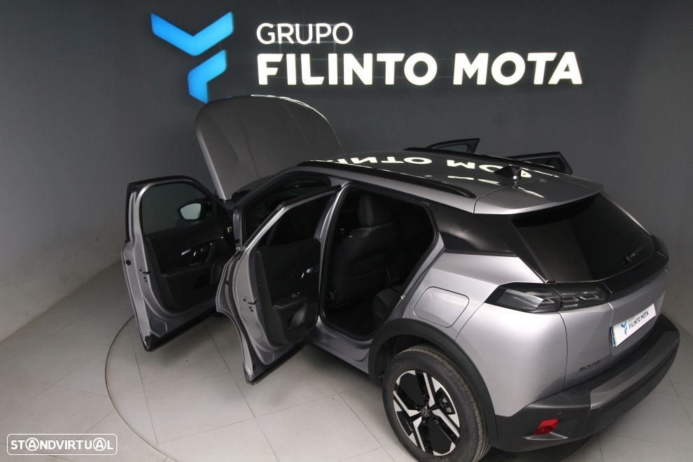 Peugeot 2008 1.2 PureTech Allure - 11