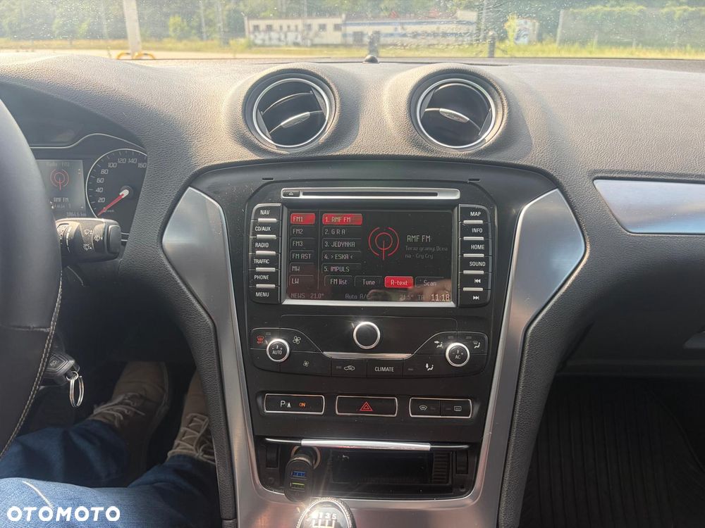 Ford Mondeo 2.0 TDCi Titanium - 27