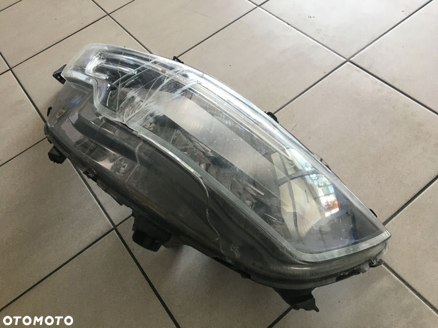 IVECO DAILY 19- LAMPA PRAWA REFLEKTOR PRAWY FULL LED 5802711799 USZKODZONY - 3