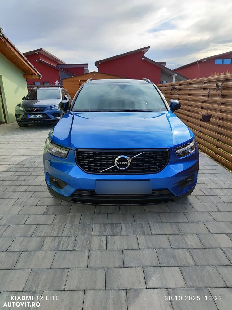 Volvo XC 40 T4 R-Design - 3
