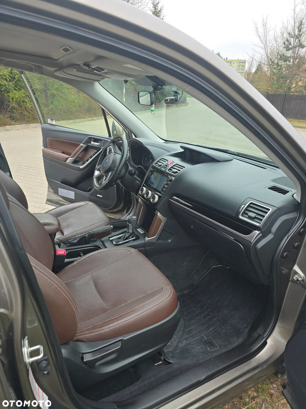 Subaru Forester 2.0 XT Platinum Lineartronic - 14