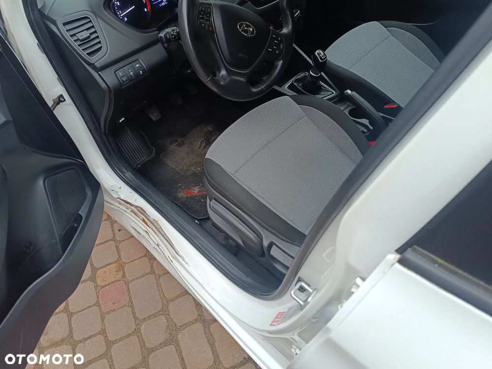 Hyundai i20 1.4 Style - 12