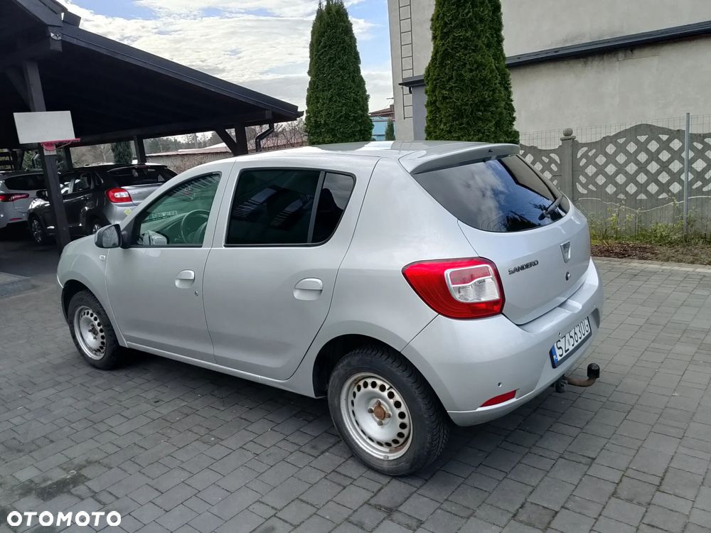 Dacia Sandero 1.2 16V Celebration - 3