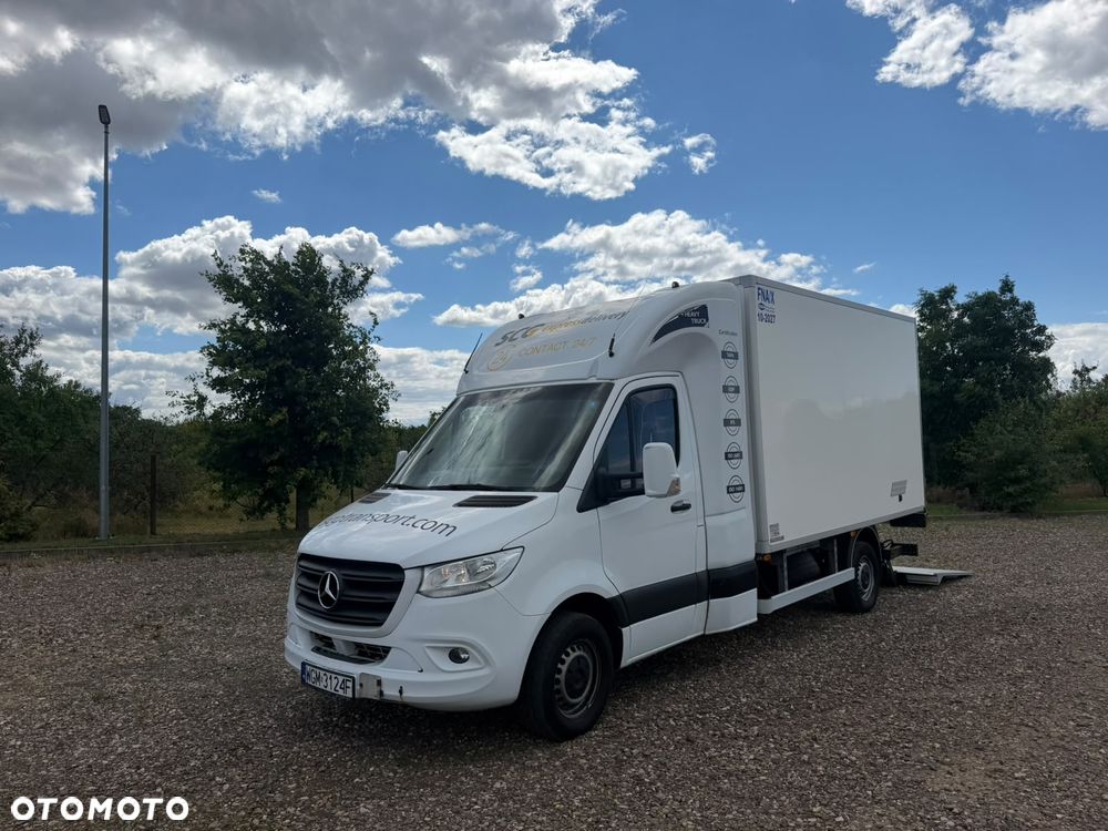 Mercedes-Benz Sprinter 907 319 3.0 V6 CDI - 2