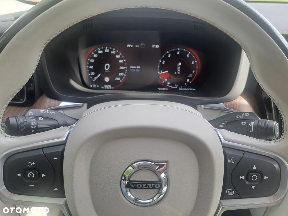 Volvo XC 60 - 18