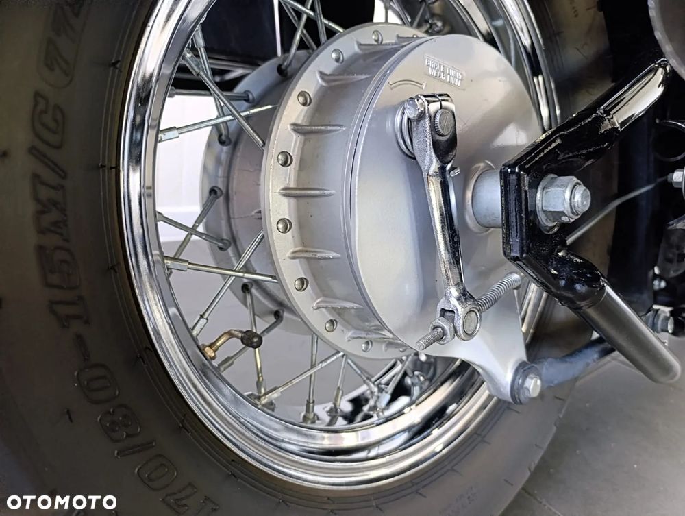 Suzuki VL 800 Volusia - Boulevard C50 - 17