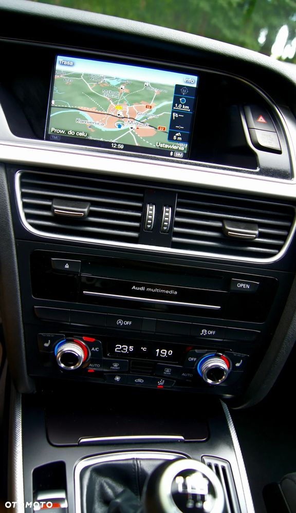 Audi A4 Avant 2.0 TDI DPF Attraction - 25