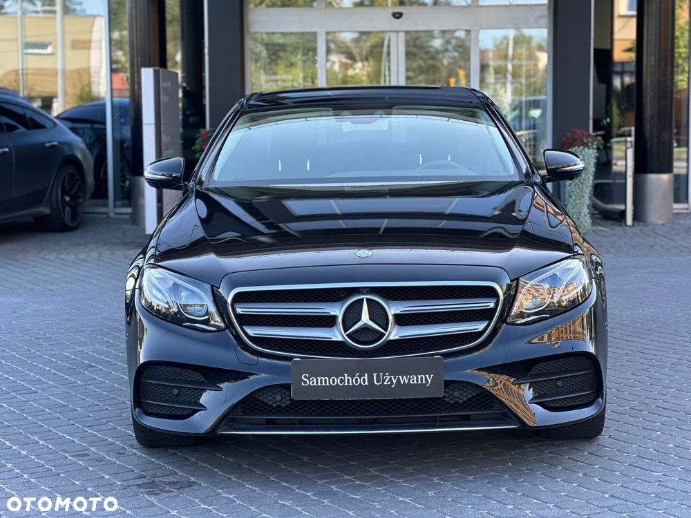 Mercedes-Benz Klasa E 400 4-Matic 9G-TRONIC - 2