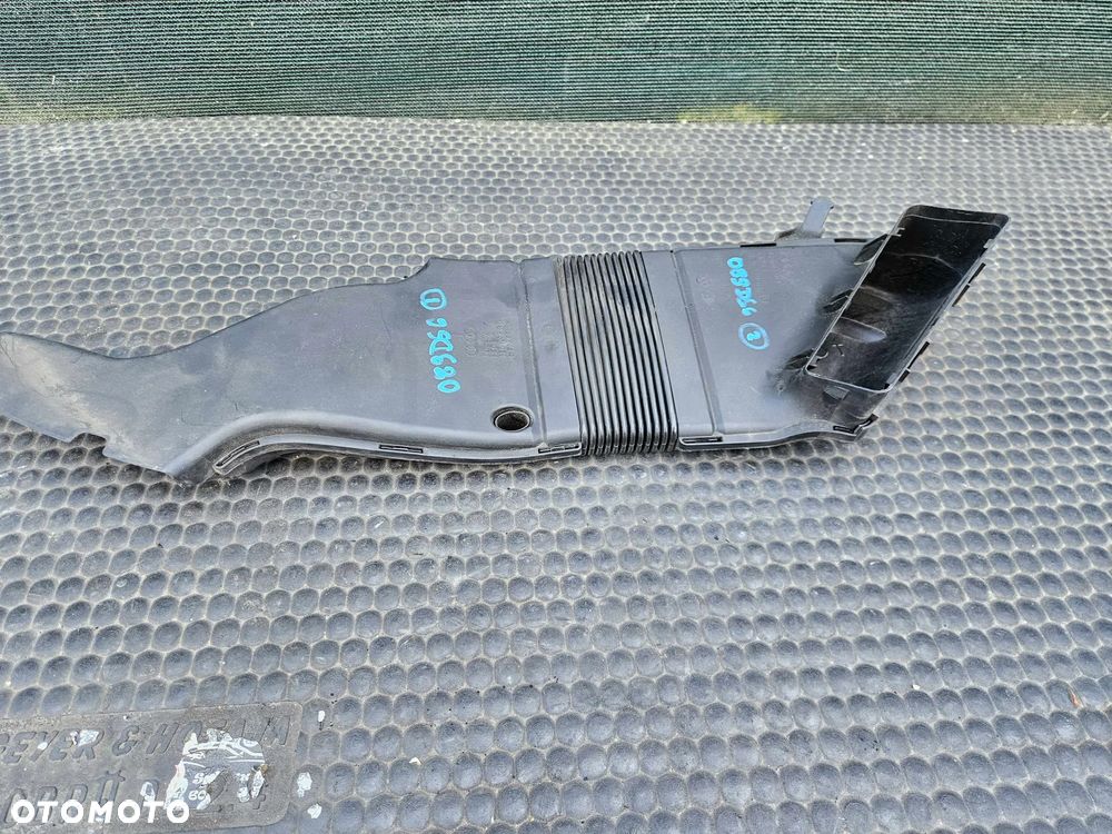 Przewód Dolot 8E0129618D 8E0129617D Wlot Kanał Filtra Powietrza Pas Przedni AUDI A4 B6 B7 - 14