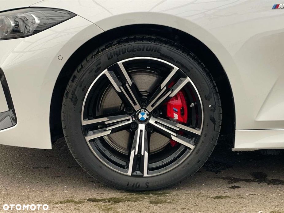 BMW Seria 3 320i xDrive M Sport sport - 16