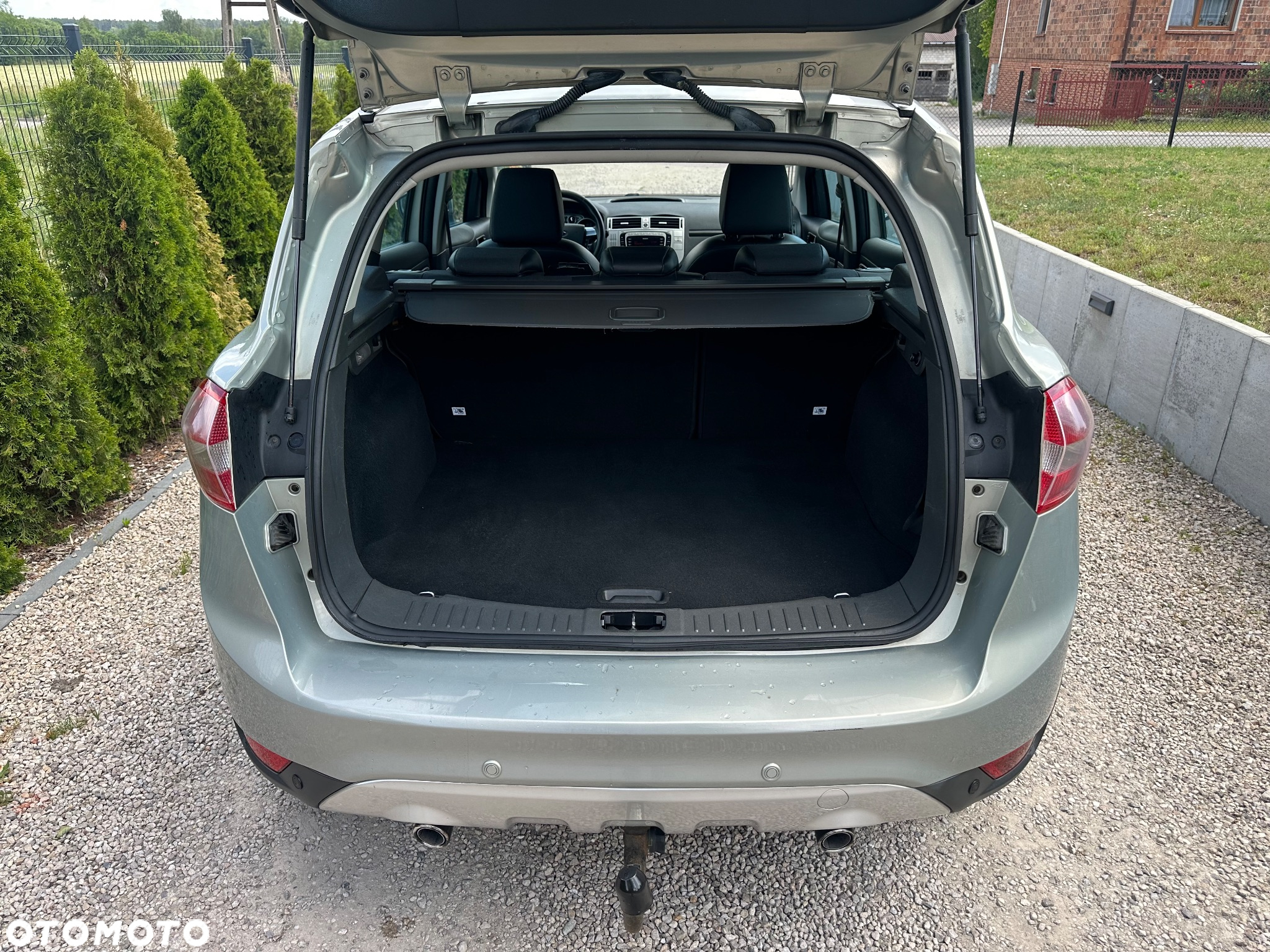 Ford Kuga 2.0 TDCi 2x4 Titanium - 6