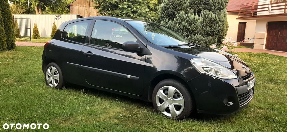 Renault Clio - 21